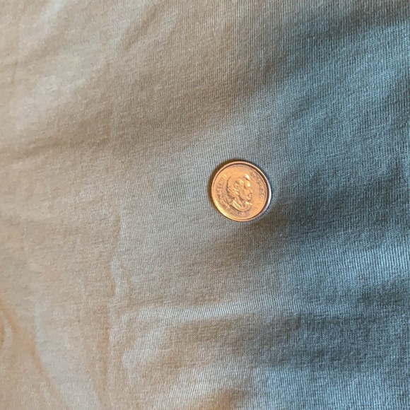 Men’s Medium Levi’s T-Shirt - Picture 4 of 5